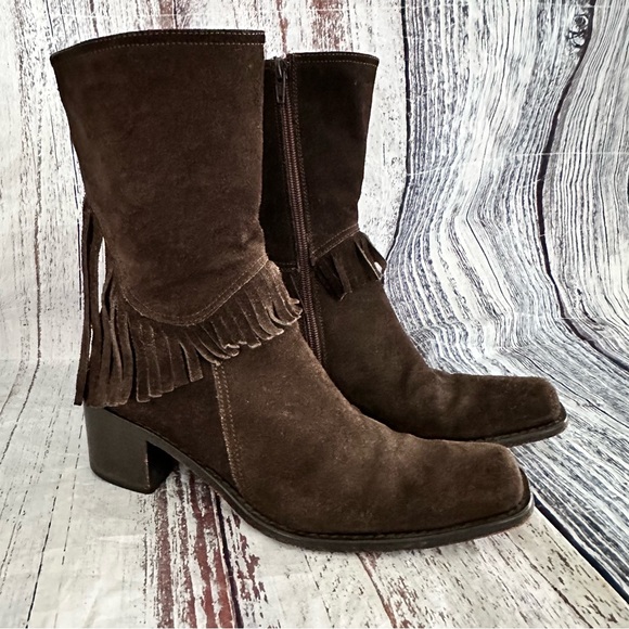 Vintage Shoes - Vintage Kenneth Cole New York Made in Italy Suede Western Style Fringe Boots